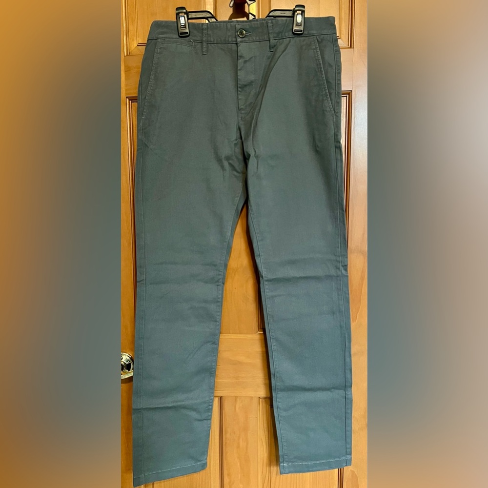 Goodfellow & Co Mens Gray Chinos